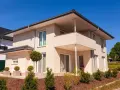 Modernes Haus mit Balkon in Herford. Informieren Sie sich über aktuelle immobilienpreise Herford für Ihr Traumhaus.