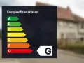 Energieeffizienzklasse G. Ein Haus mit schlechter Energiebilanz, wie der Energieausweis g zeigt.