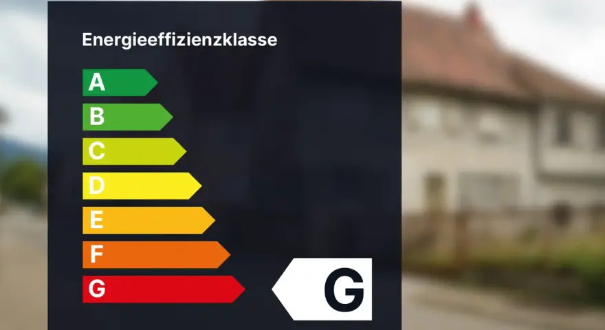 Energieeffizienzklasse G. Ein Haus mit schlechter Energiebilanz, wie der Energieausweis g zeigt.