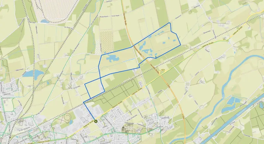 Eine blaue Route schlängelt sich durch Felder und Wälder, vorbei an Gewässern und durch die Nähe von Dorsten.